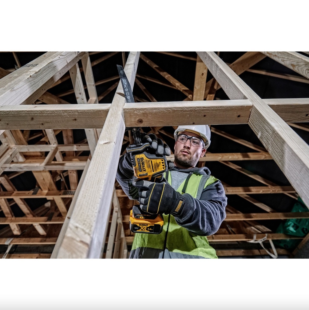 DeWALT DCS369N tiesinis pjūklas